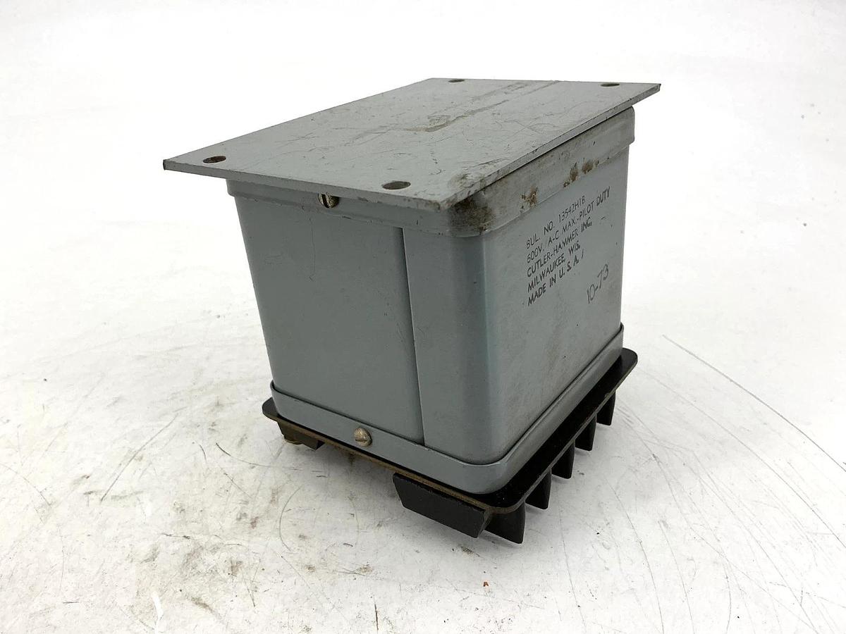 Used Cutler-Hammer 13542H1B Current Transformer & Rheostat Connection 600VAC