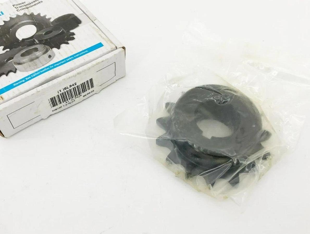New Tsubaki 50B15F-1 3/16 Roller Chain Sprocket 6L942