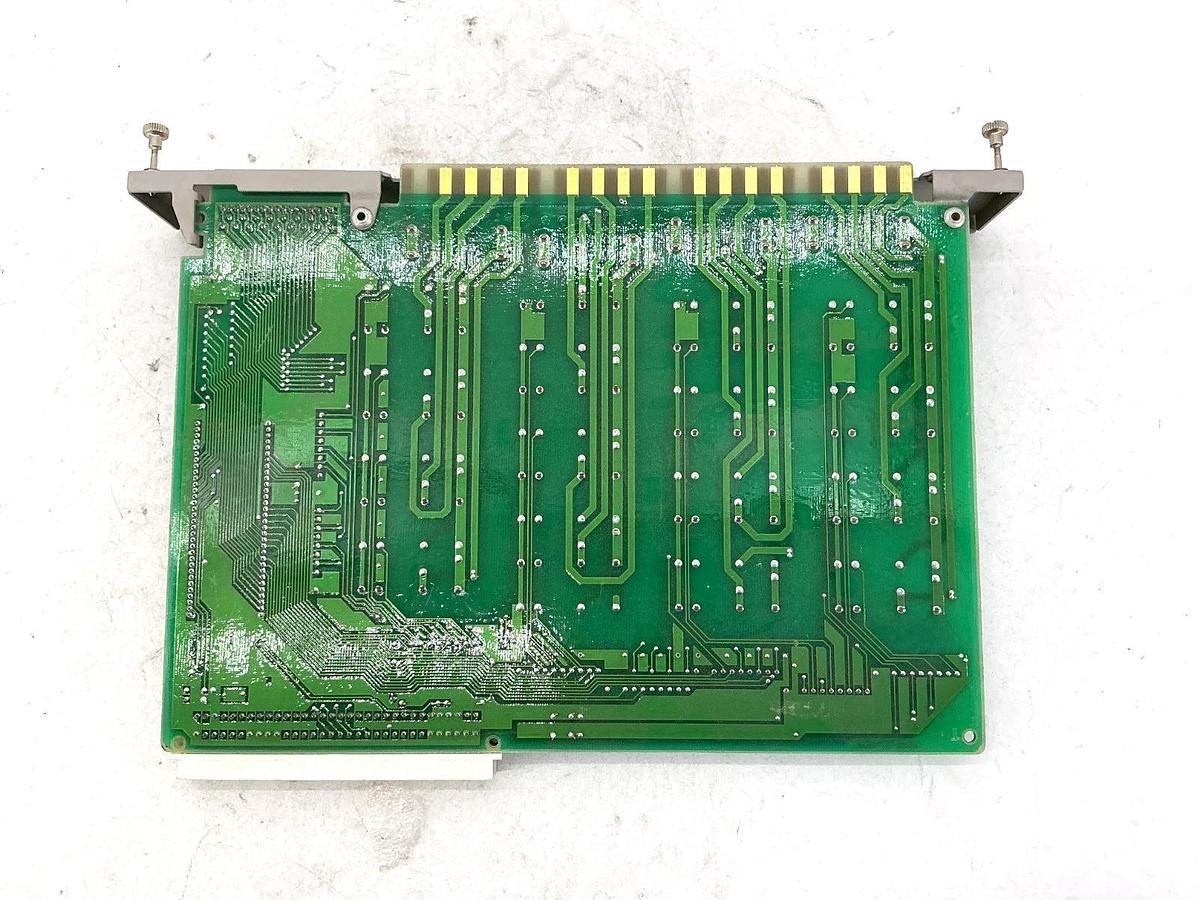 New Siemens 505-4816 PLC Output Module 16-Point 110/220VAC 50/60HZ - No Box