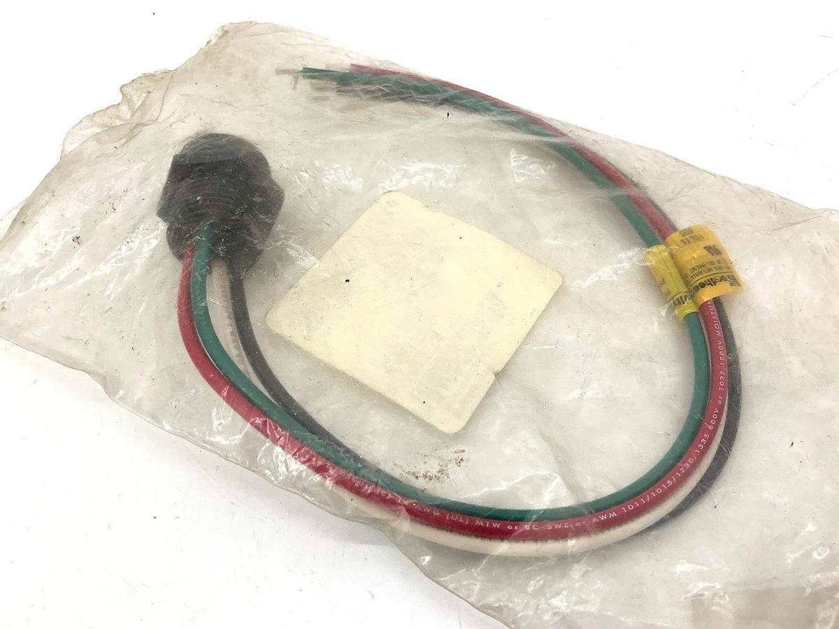 New Brad Connectivity 1R4006A20A120 Male Straight 4P 4-Wire 12" 16AWG PVC Leads