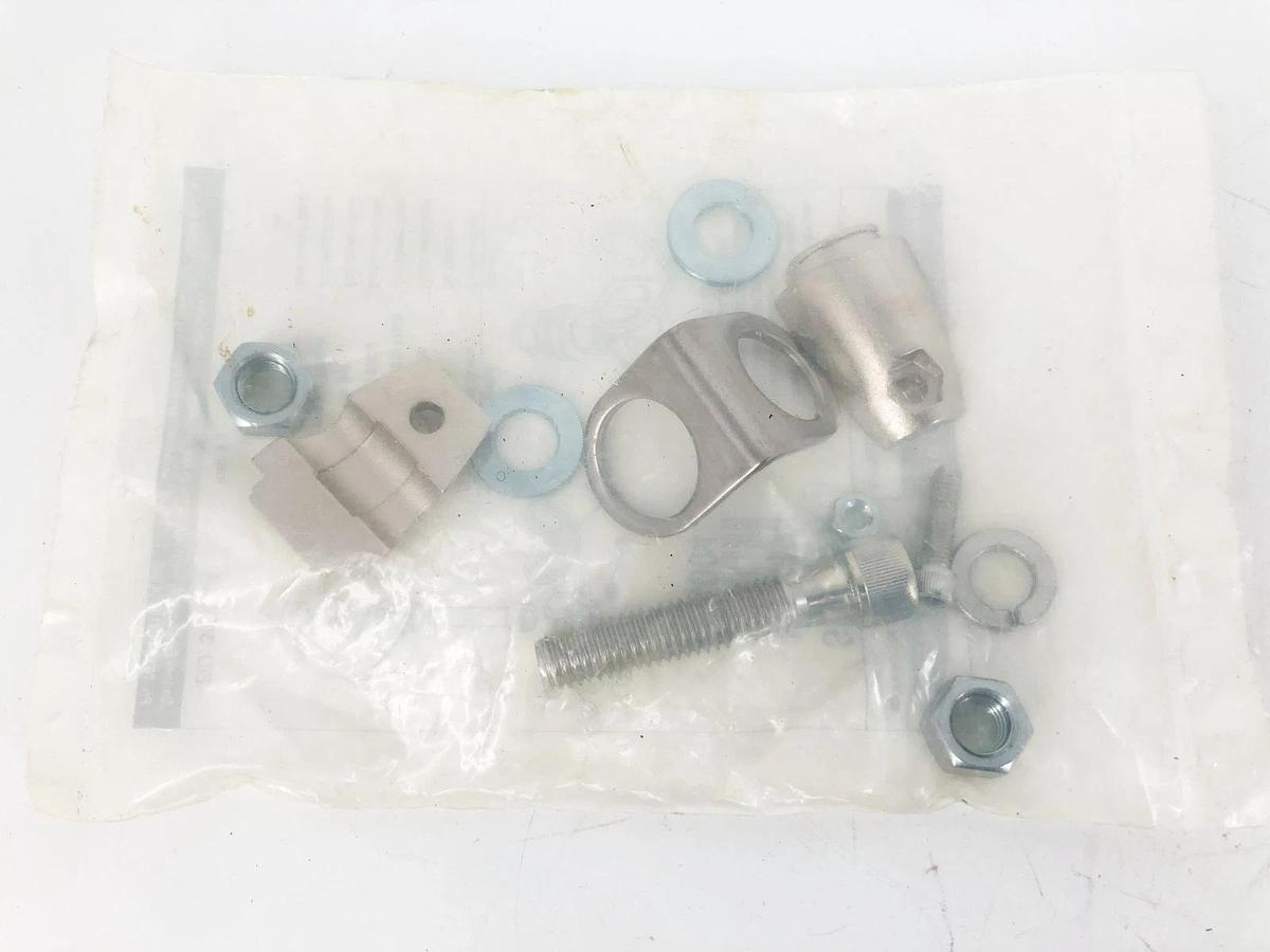 New Banner Engineering SMB18FA Mounting Bracket Kit 74004