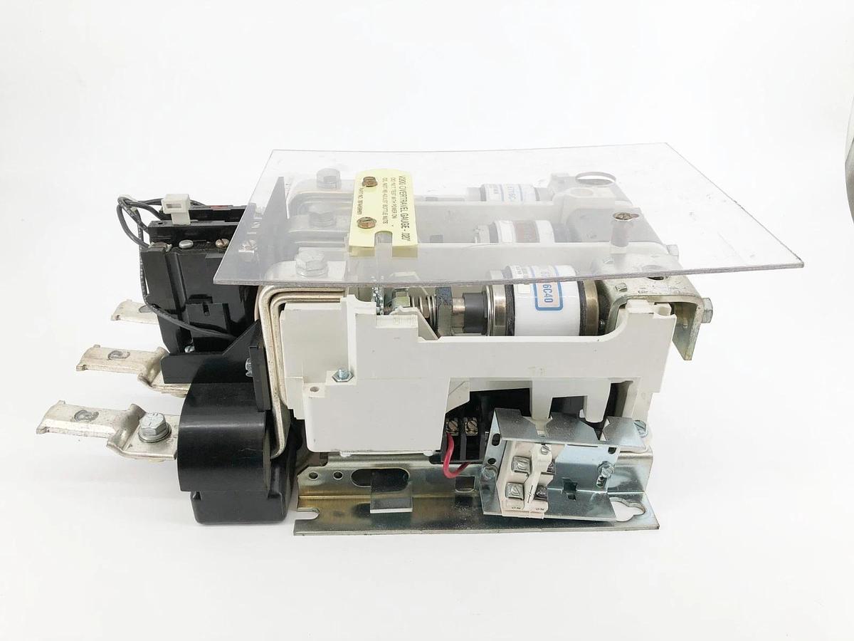 New Westinghouse V200M5CJC Vacuum Starter Size 5 110/120V 270A No Lugs - No Box
