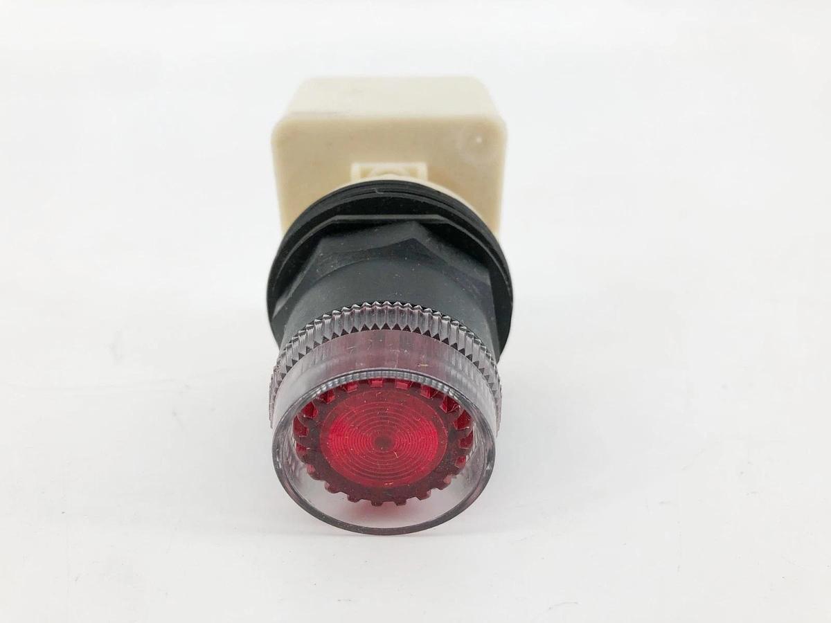 New Schneider Electric 9001SK1L38LRR Red Pushbutton 120VAC/DC Ser. J