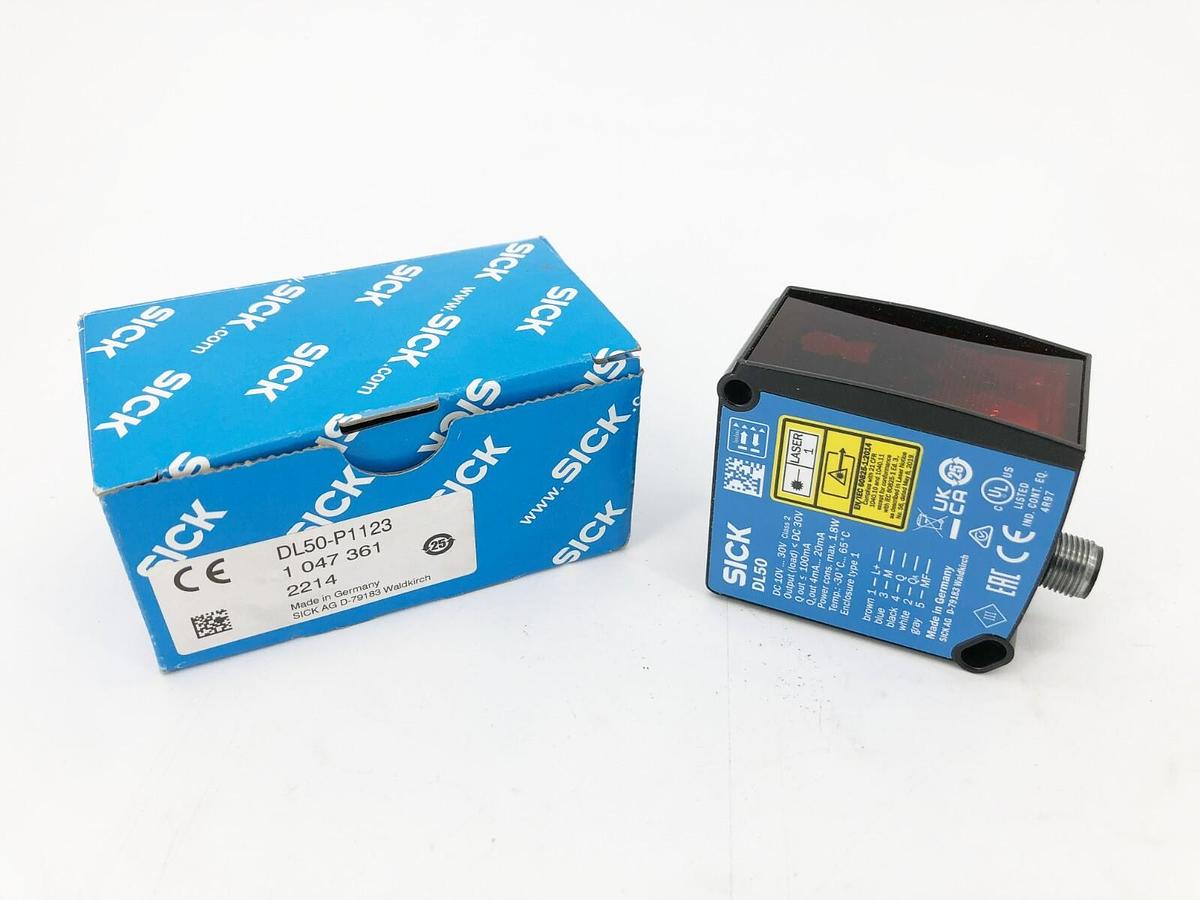 New Sick DL50-P1123 Distance Sensor 200-50000mm Range 10-30VDC
