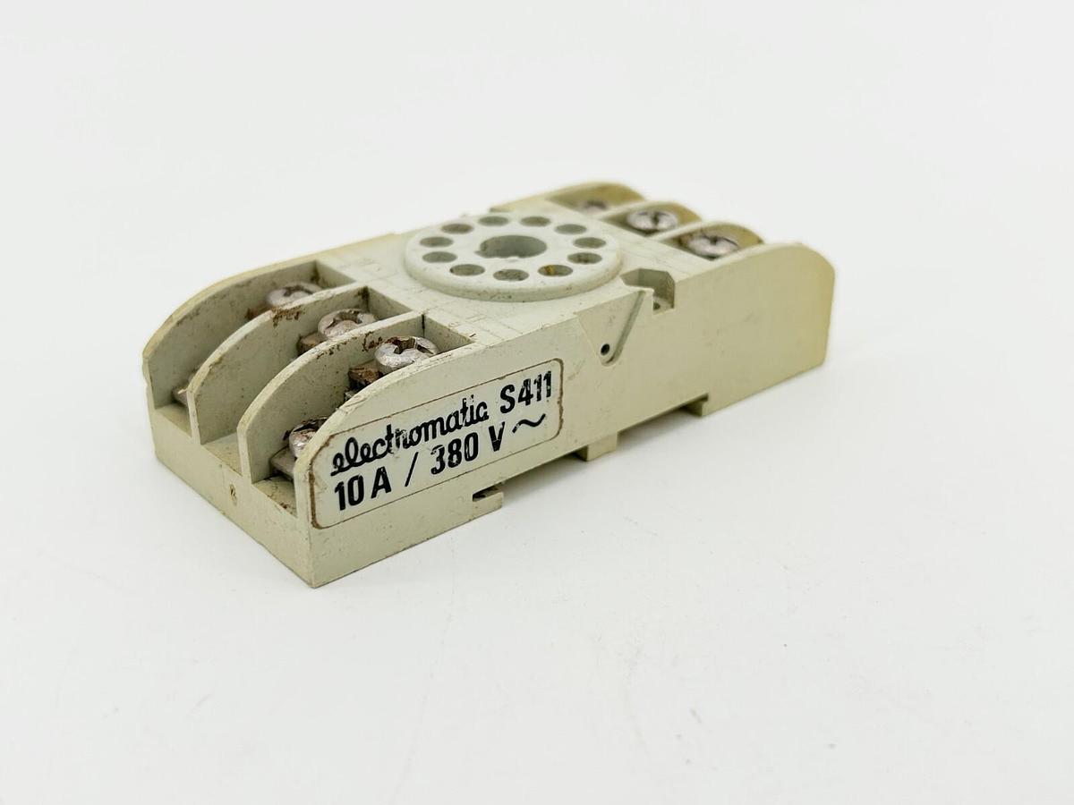 Used Electromatic S411 Relay Socket 10A 400VAC 11Pin Din Rail Mount Type S