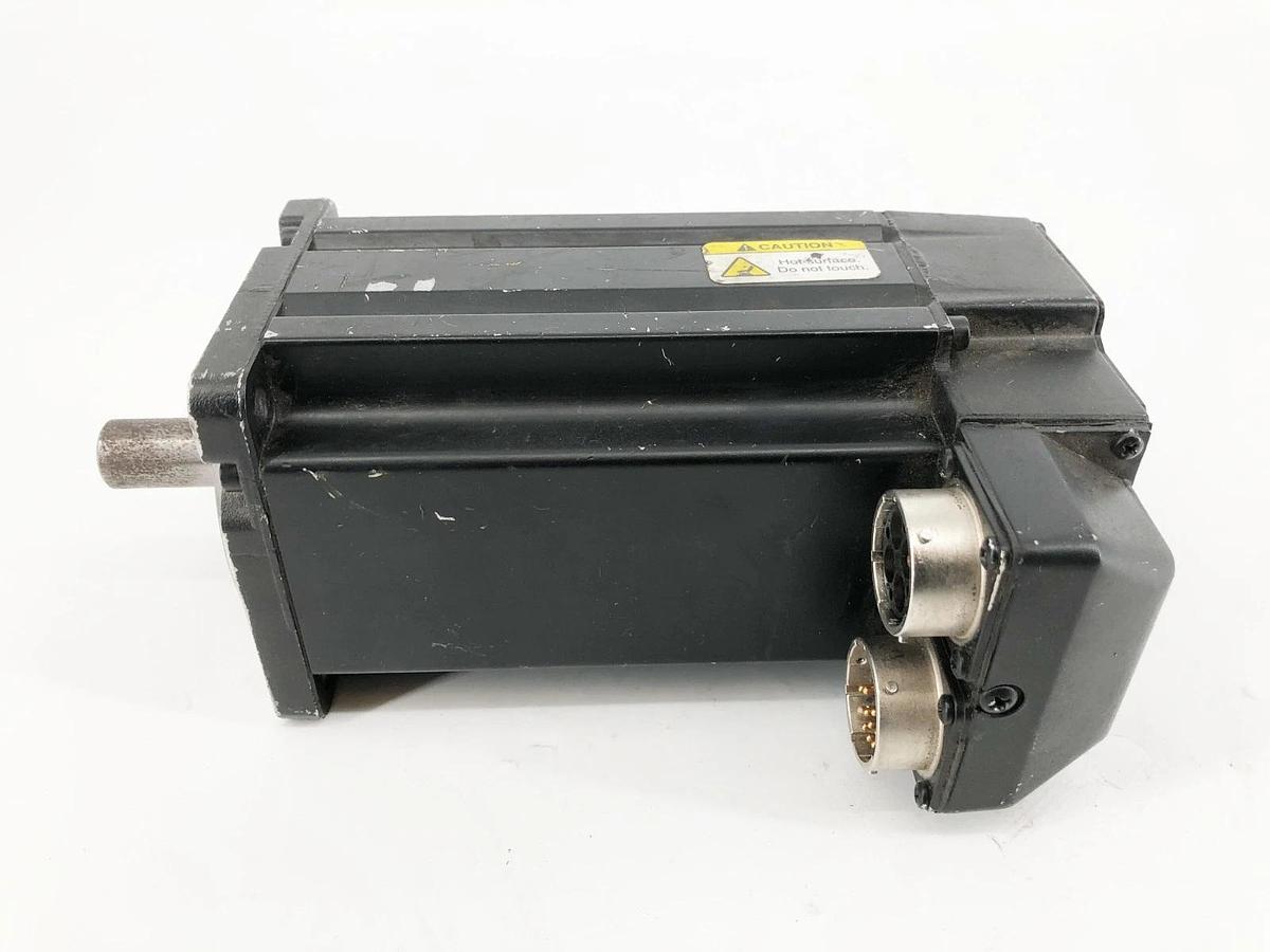 Used Allen Bradley MPL-B330P-MK22AA Ser. A Servo Motor 460V 3PH 5000rpm 7033-05-4201