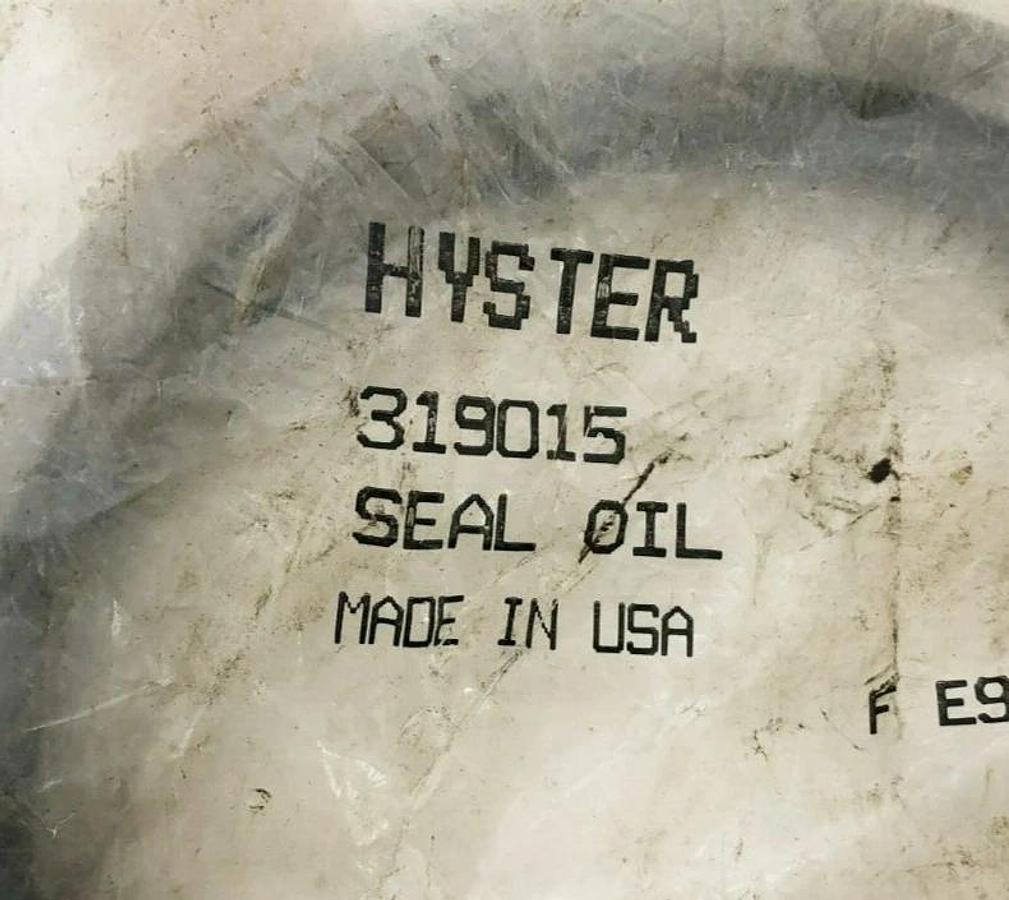 New Hyster New Hyster 319015 Oil Seal3190New Hyster 319015 Oil Seal5 Oil Seal