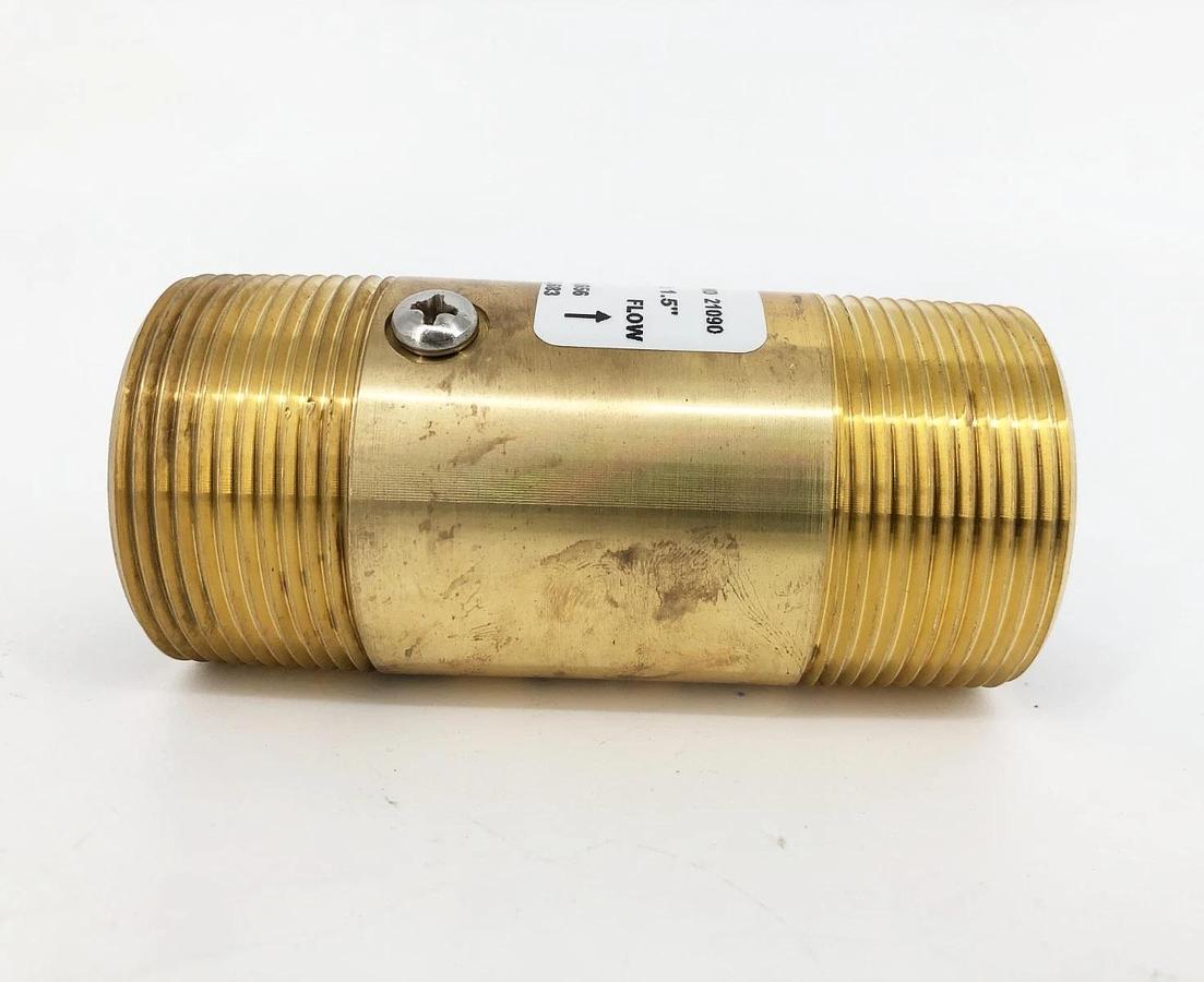 New US Valve 07-3-3SLB Check Valve 1.5" MNPT 150psi - No Box