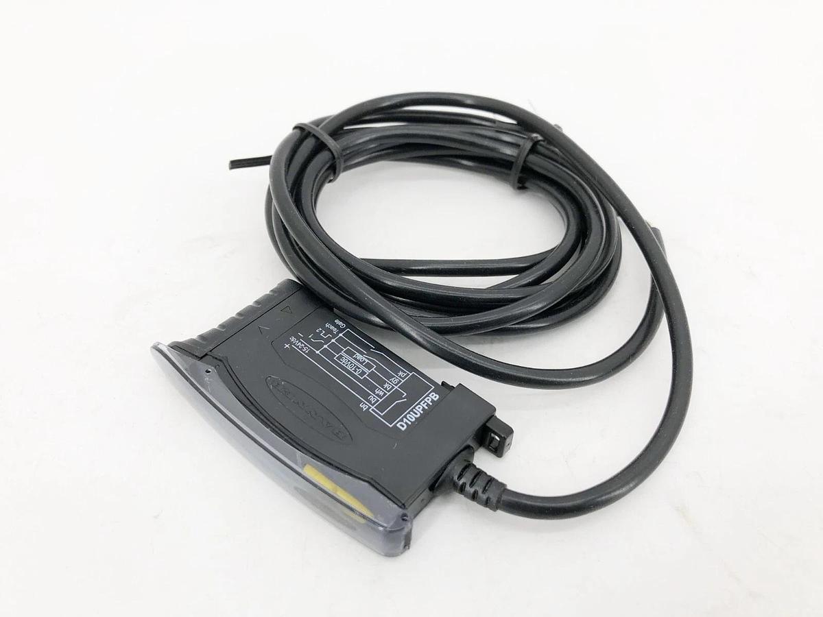 New Banner Engineering D10UPFPB Fiber Optical Sensor 15-24VDC 2m Cable 72321