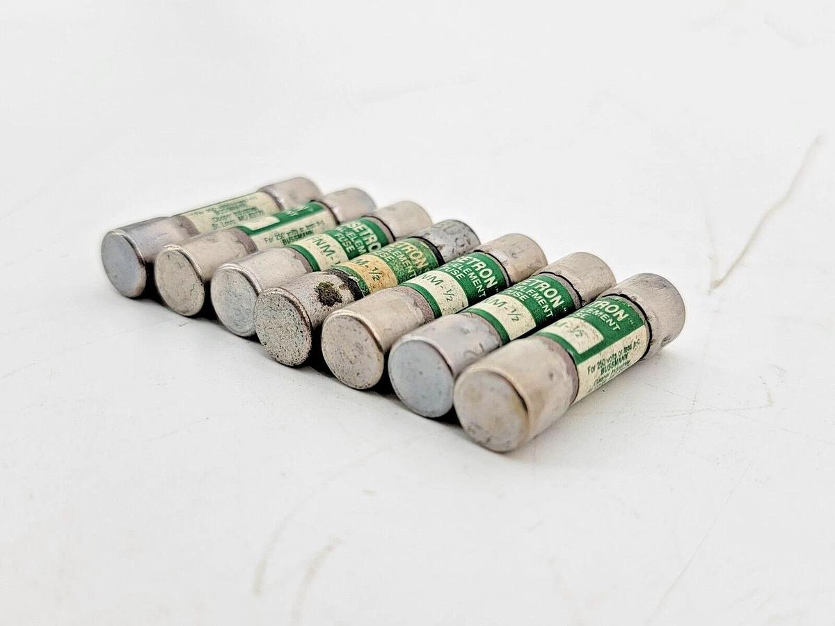 Lot of 7 New Bussmann Fustron FNM-1/2 Fuses Half Amp