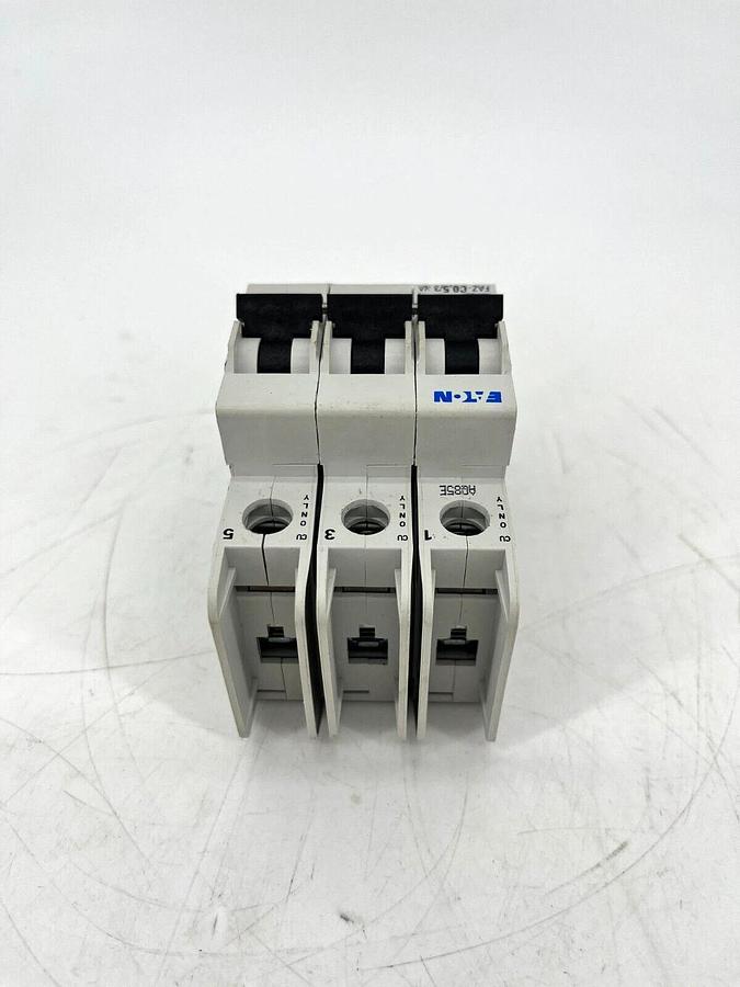 New Eaton Moeller FAZ-C0.5/3-NA Miniature Circuit Breaker 0.5A 277V/480Y 3P