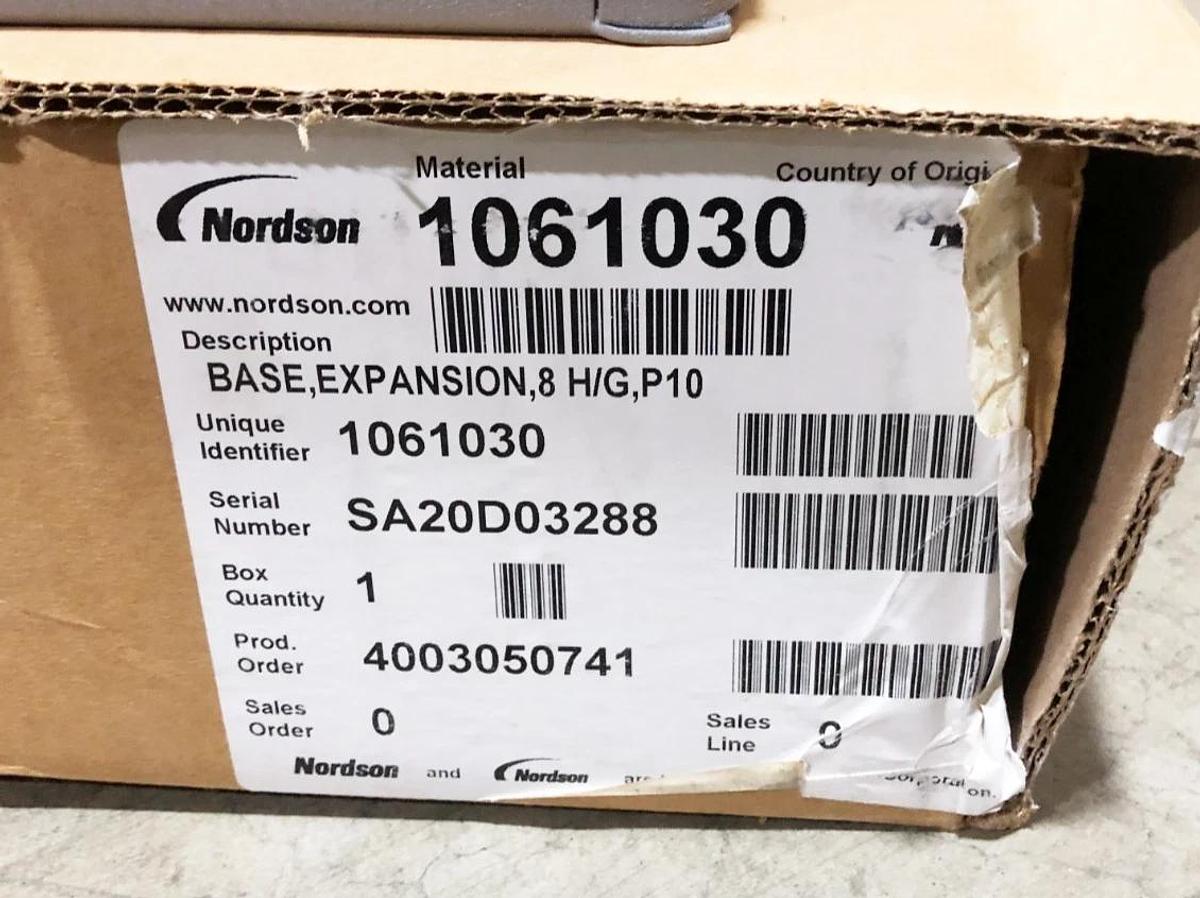 New Nordson 1061030 8 Hose/ Gun Expansion Base for ProBlue 10