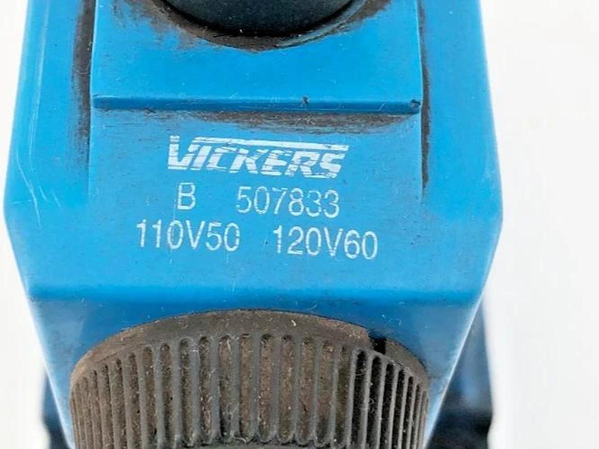 Used Eaton Vickers DG4V-3S-2A-M-U-B5-60 Solenoid w/ DGMFN-3-Y-A2W-B2W-41 Control