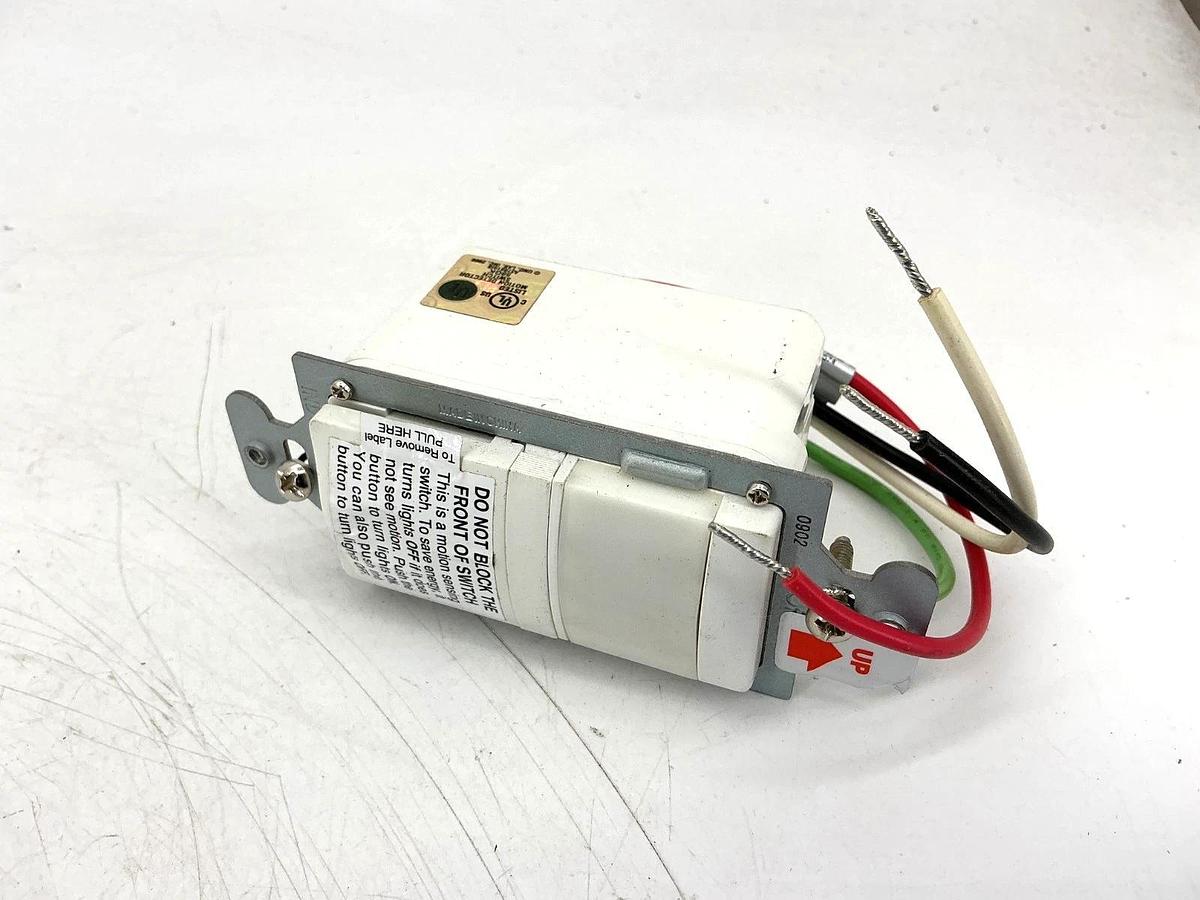 New WattStopper RS-250-W Universal Resi Vacancy Sensor 0-600W 120VAC 60HZ RS250W