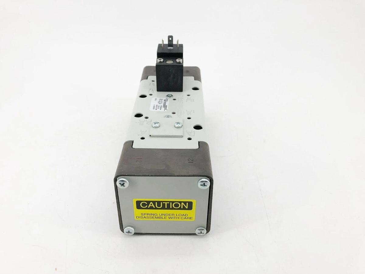 New Aventics R432006321 Pneumatic Directional Valve 5-Way 150psi Size 4 120VAC