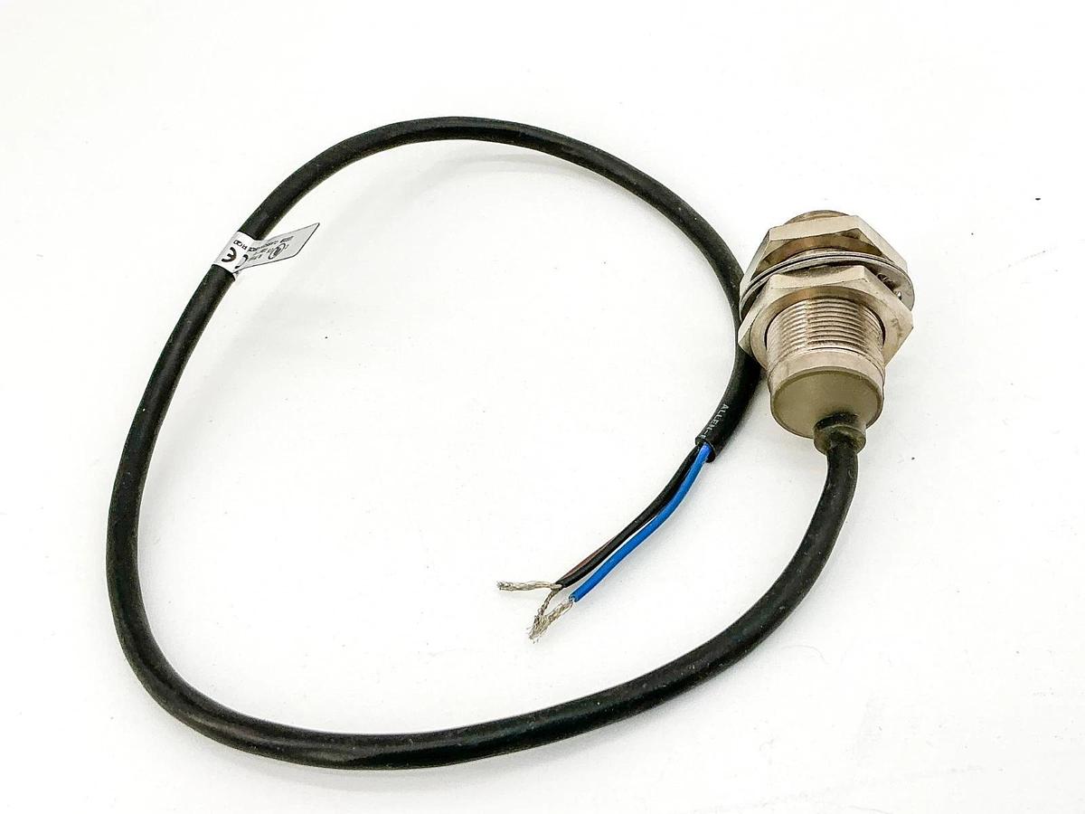 Used Allen Bradley 872C-DH5NN18-E2 Inductive Proximity Sensor Ser.D