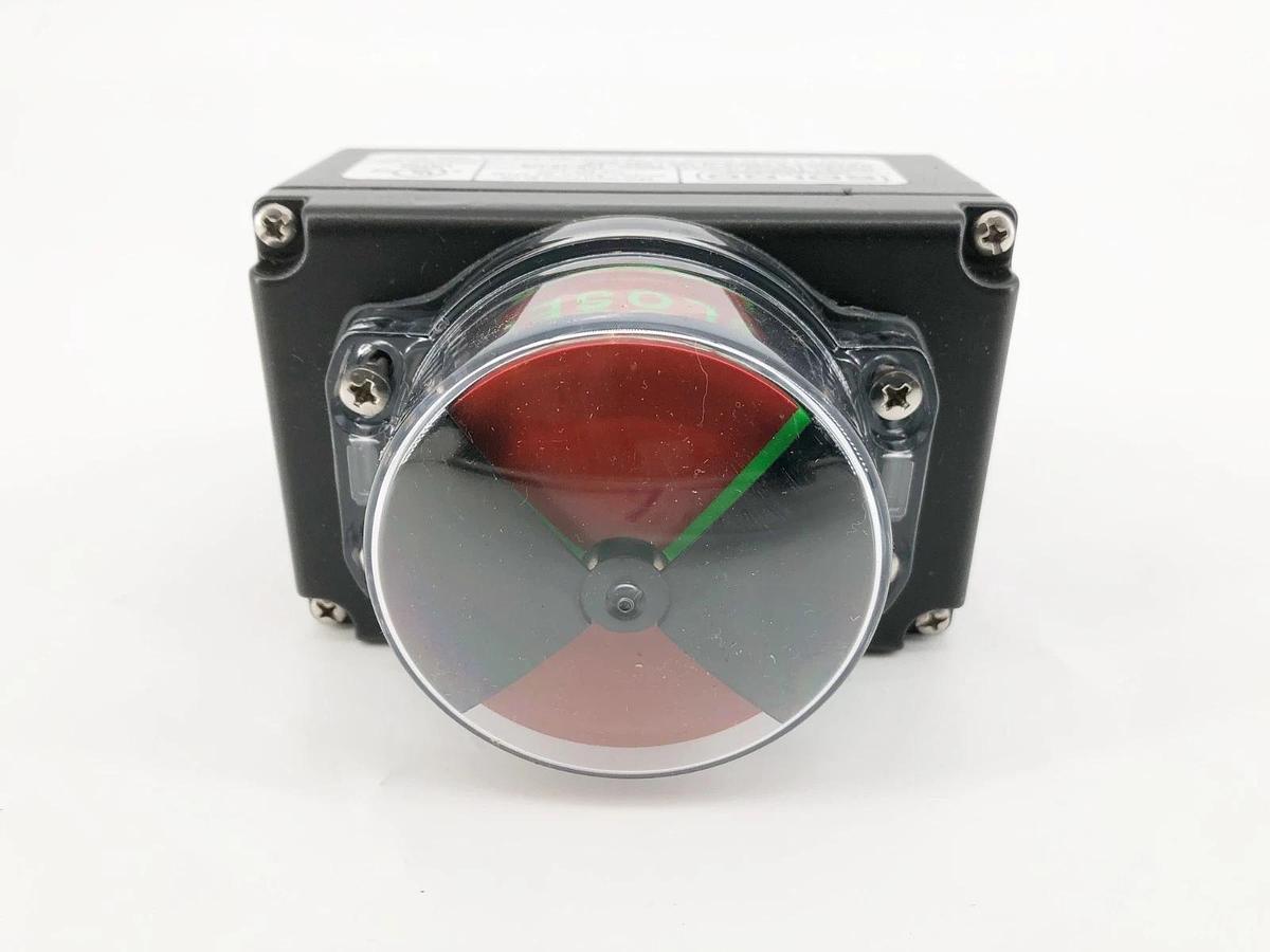 New Soldo Controls SF01200-10UA7A3 Limit Switch 5A at 125/250VAC - No Box