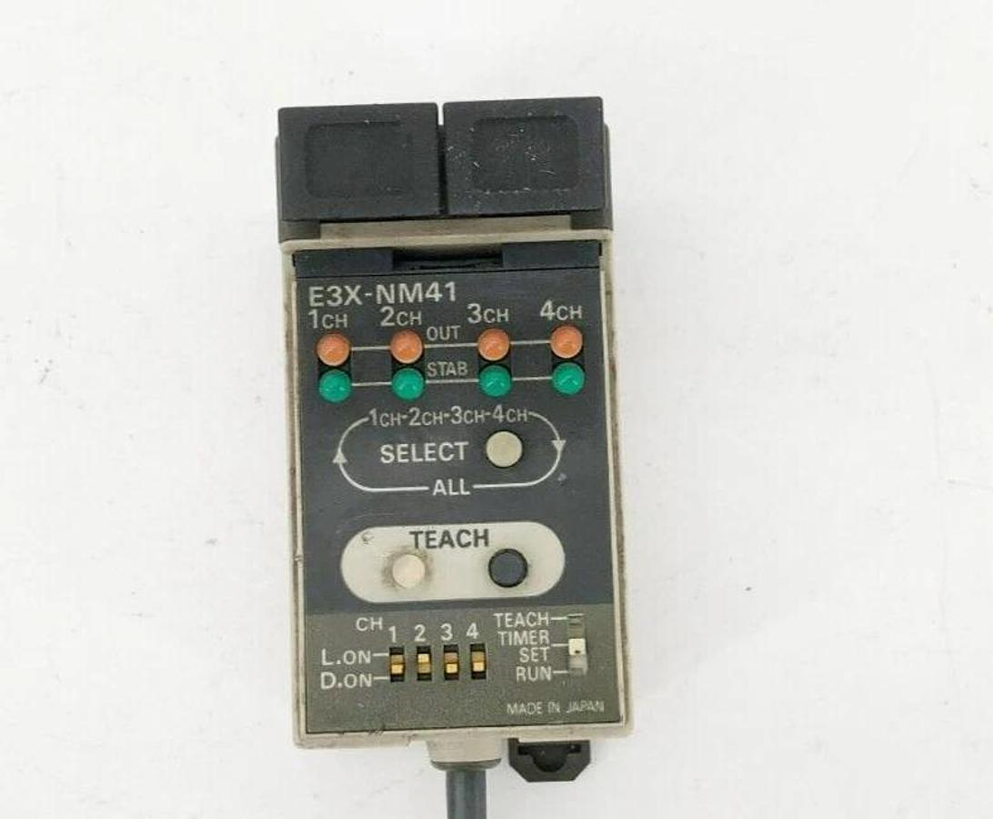 Used Omron E3X-NM41 Fiber Optic Photoelectric Sensor