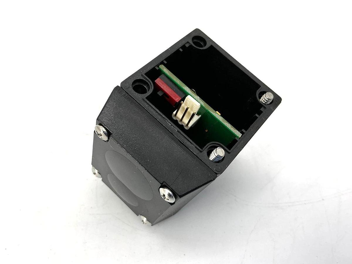 New Pepperl+Fuchs MPL2HD Photoelectric Sensor Retroflective Range 9.1m 454421