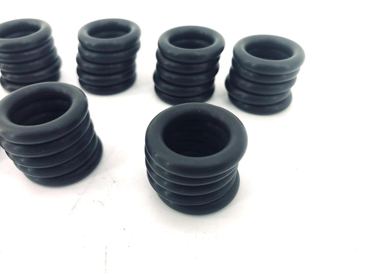 Lot of 55 New Viton V0709-90 O-Ring ID 3/4in OD: 1-1/8in Size 2-314