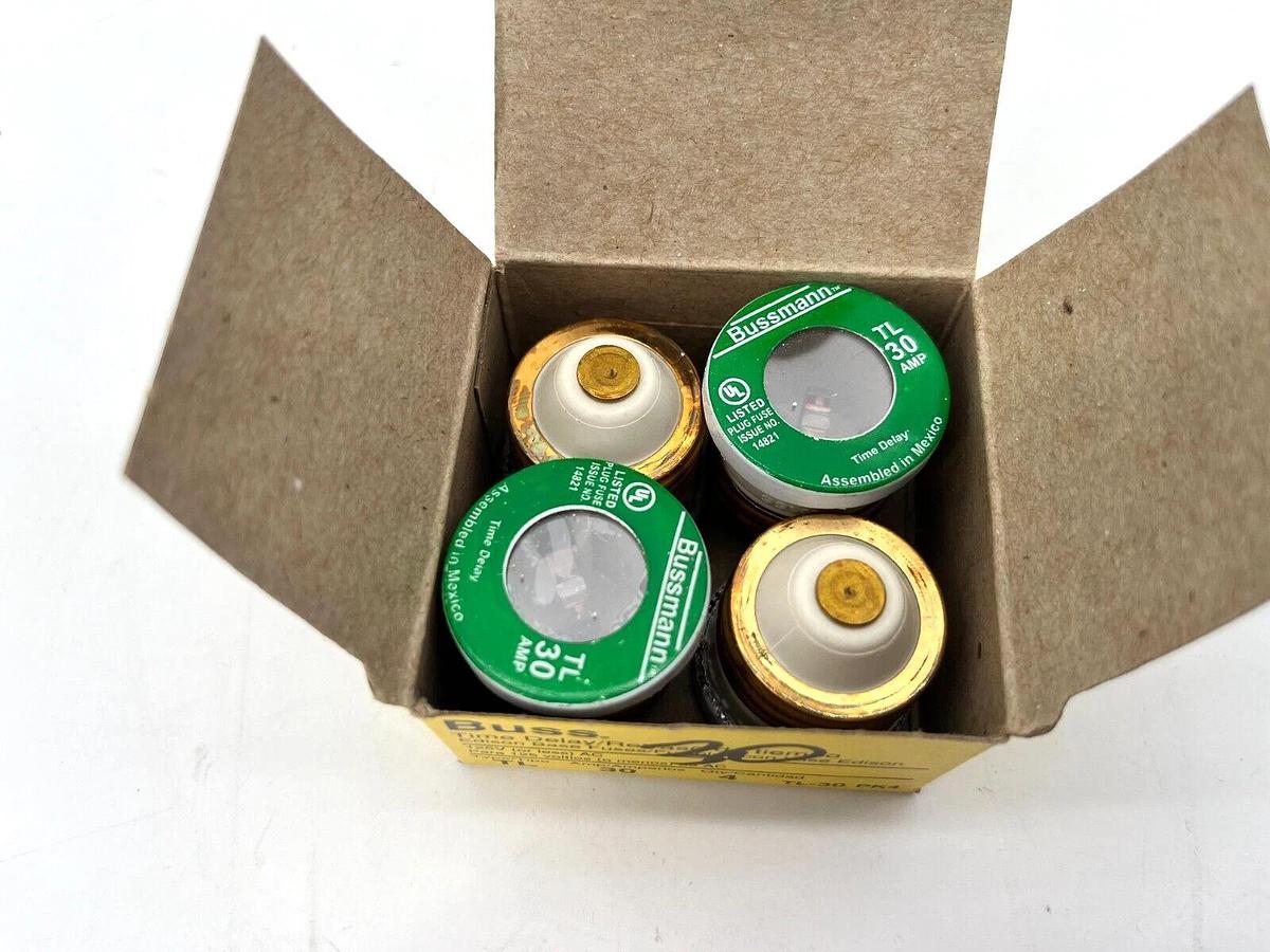 Box of 4 New Bussmann TL-30 Plug Fuses 30A 125VAC Time Delay