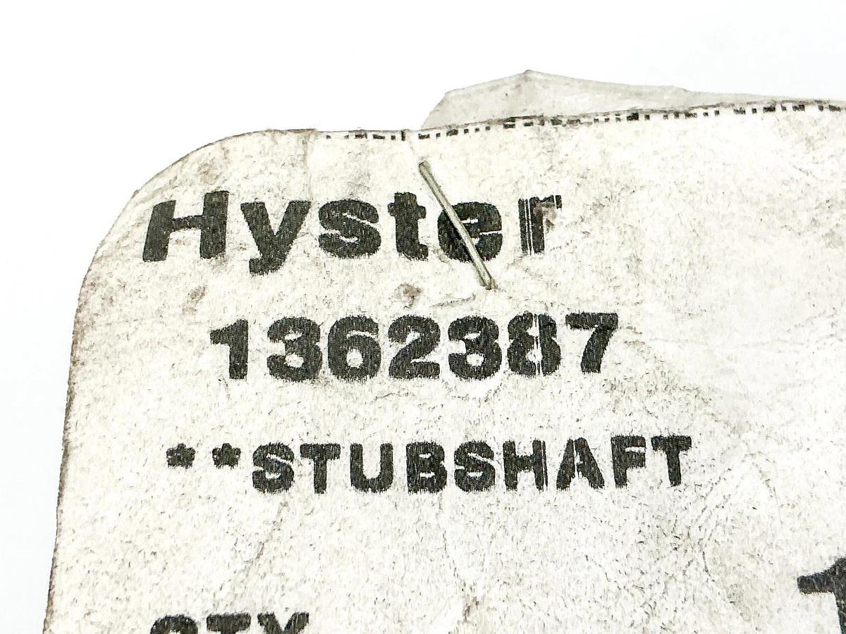 New Hyster 1362387 Stub Shaft