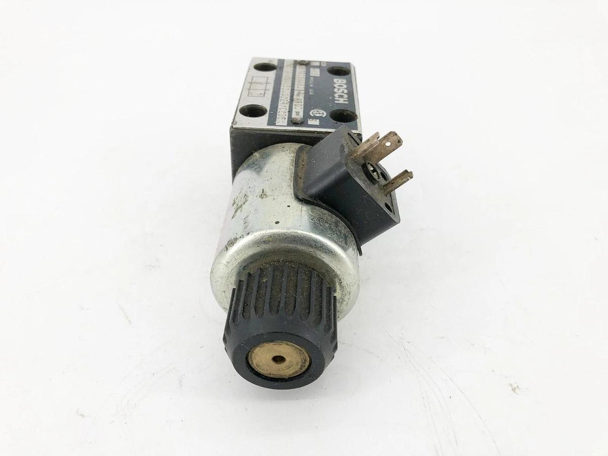 Used Bosch 9810231493 Hydraulic Solenoid Valve 4600psi 24VDC 81WV06P1V1036WS024/00D51