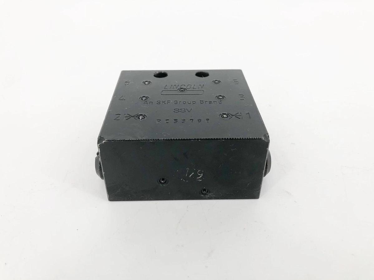 New SKF Lincoln 619-26473-1 Progressive Distributor SSV-6 - No Box