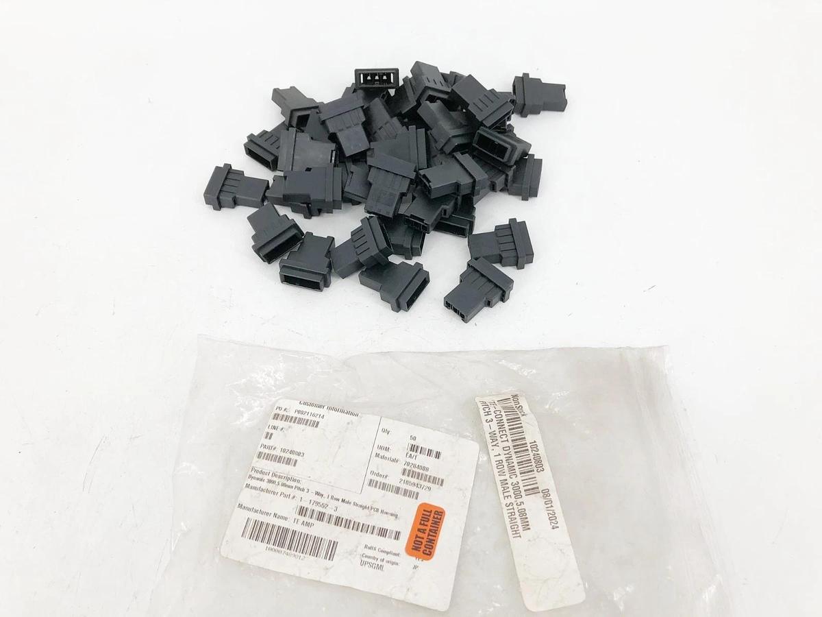 Lot of 40 New TE Connectivity 1-179552-3 Connectors AMP D-3200 - No Box