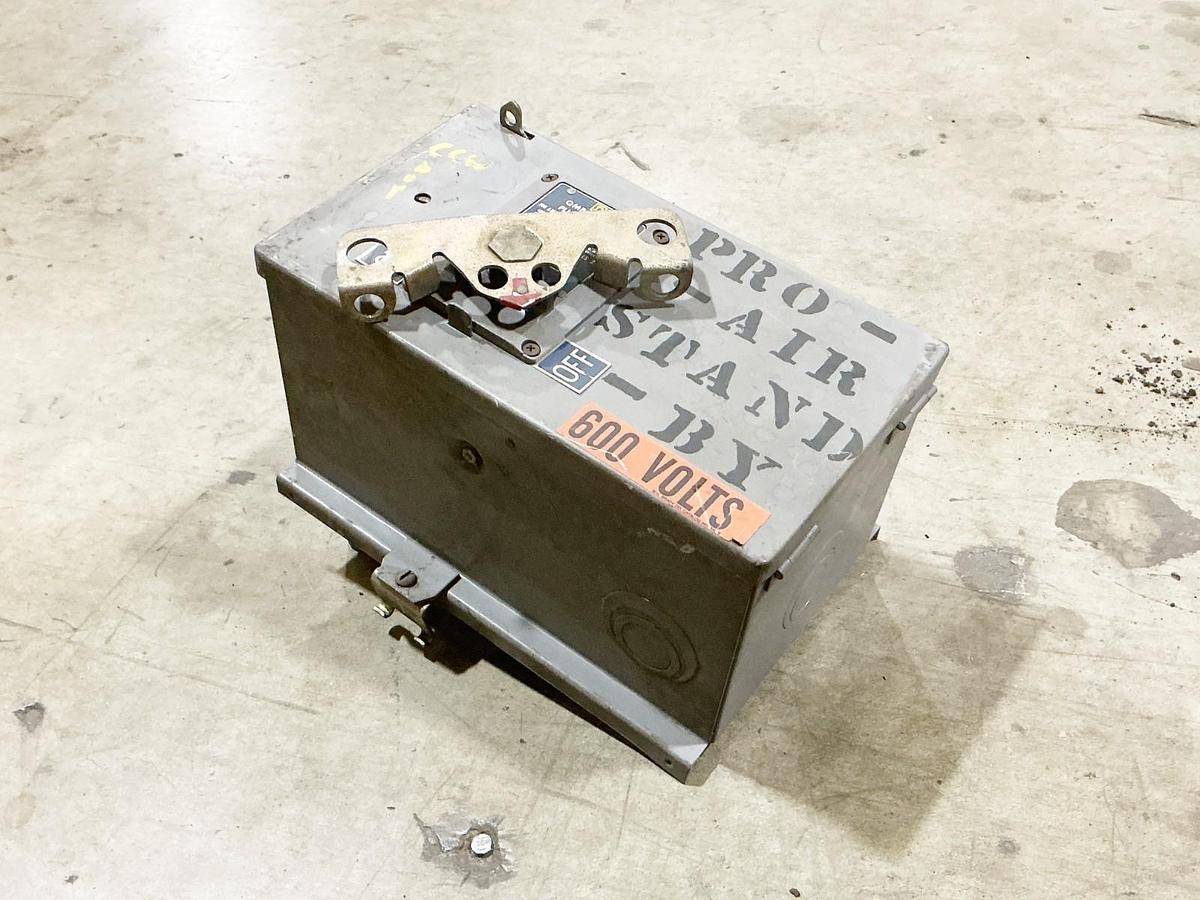 Used Square D SD-3610 Fusible Style BUS Plug 100A 600V 3PH