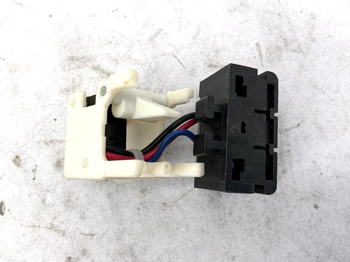 New Eaton Cutler-Hammer A1X1RTK Auxiliary Switch 600VAC 125/250VDC 50/60HZ