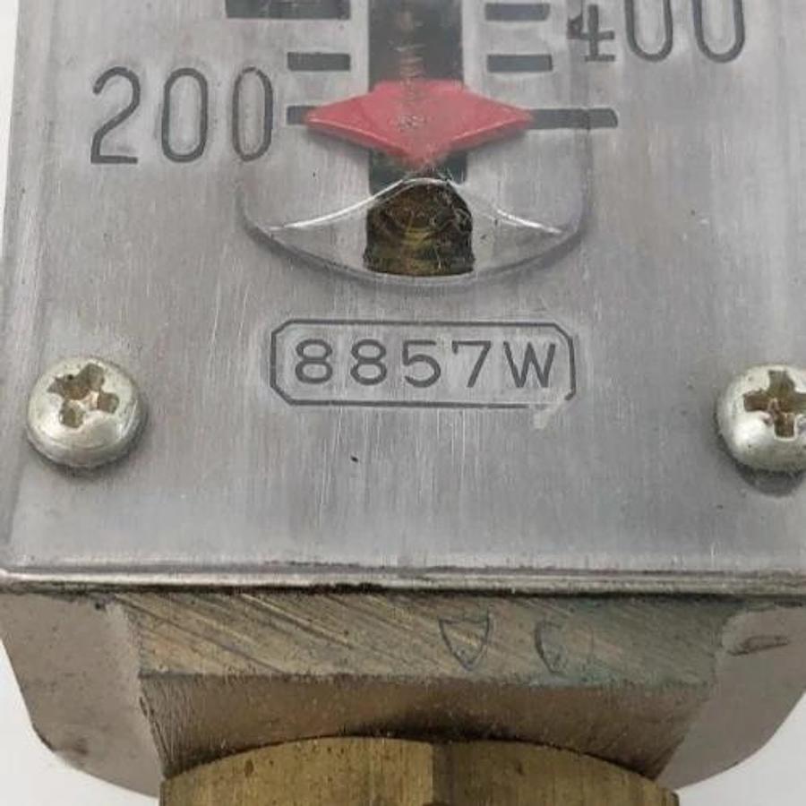 New Schrader 8857W Hydraulic Gauge Range 200-1200 PSIG - No Box