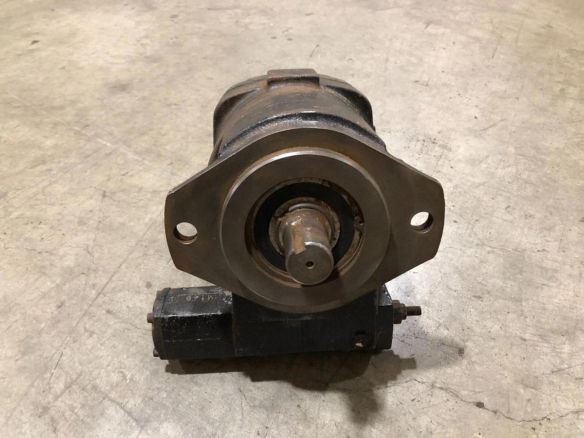 Used Oilgear PVWJ-076-A1UV-LSAY-P-1NNSN Hydraulic Pump 1-1/4" Shaft