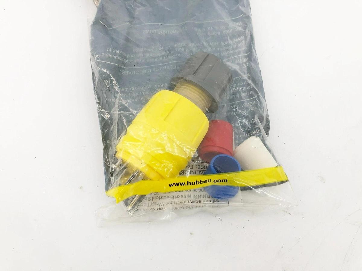 New Woodhead 14W33H Watertight Connector NEMA 5-20P 20A 125V