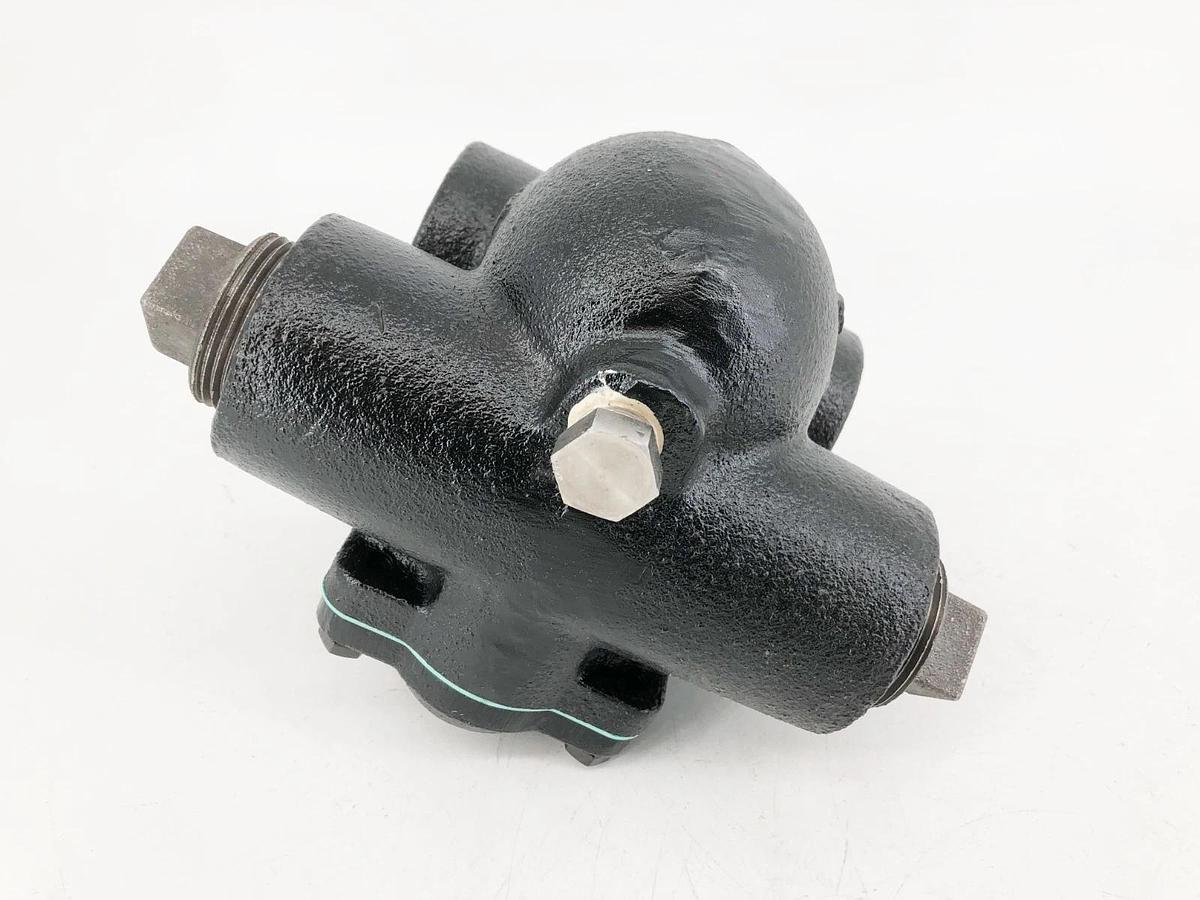 New Watts WFT-30 Regulator 250psi 1-1/4" Max Diff. Press. 30 ΔP - No Box