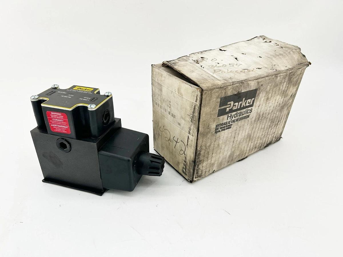 New Parker D3W20HNYC5-30 Directional Control Solenoid Valve 5000PSI 75A 110/120V
