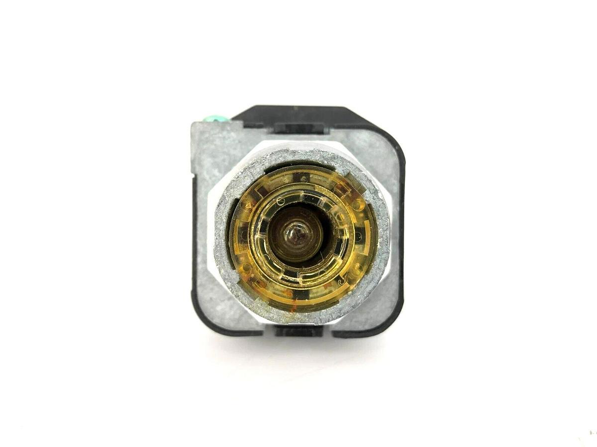 Used Allen-Bradley 800T-16HX2KB6 Ser. U Illuminated Selector Switch 120VAC - As Is