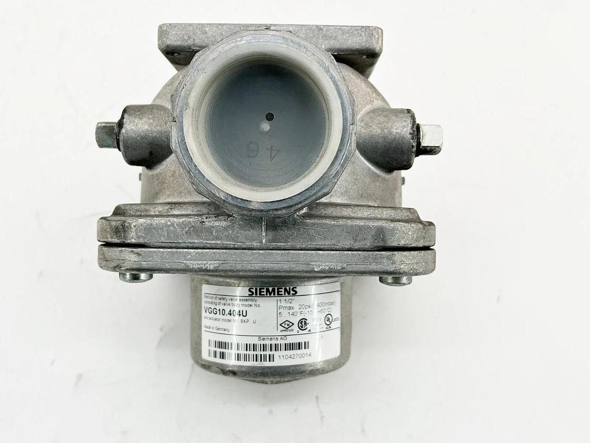 New Siemens VGG10.404U Gas Valve 1-1/2" 20PSI 1400MBAR