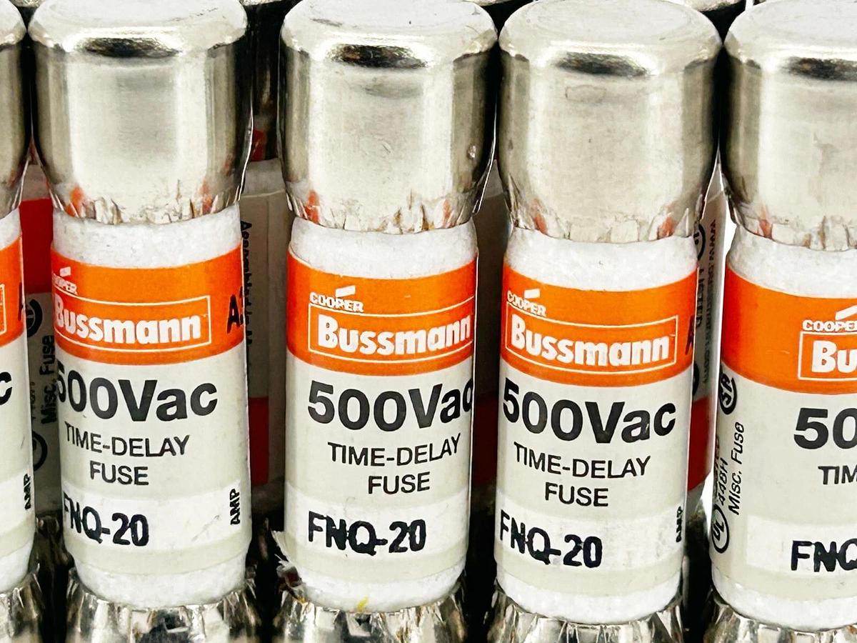 New Bussmann FNQ-20 Time Delay Fuse 500V 20A Box of 10