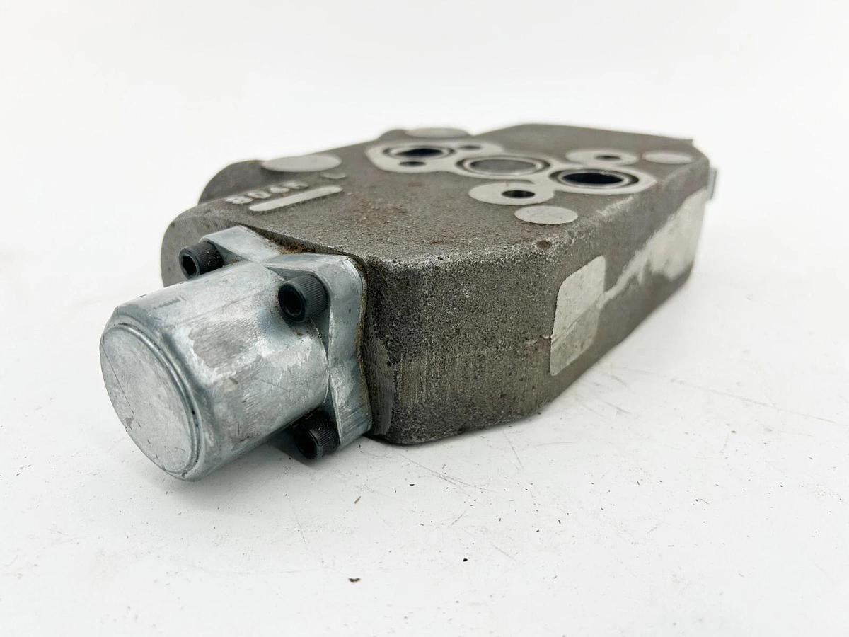 Used Parker Gresen 08650481 Hydraulic Valve Work Section 42-16-04
