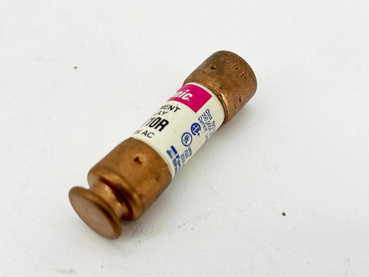 New Lot of 4 Ferraz Shawmut TR1-6/10R Dual Element Time Delay Fuse 1.6A 250VAC