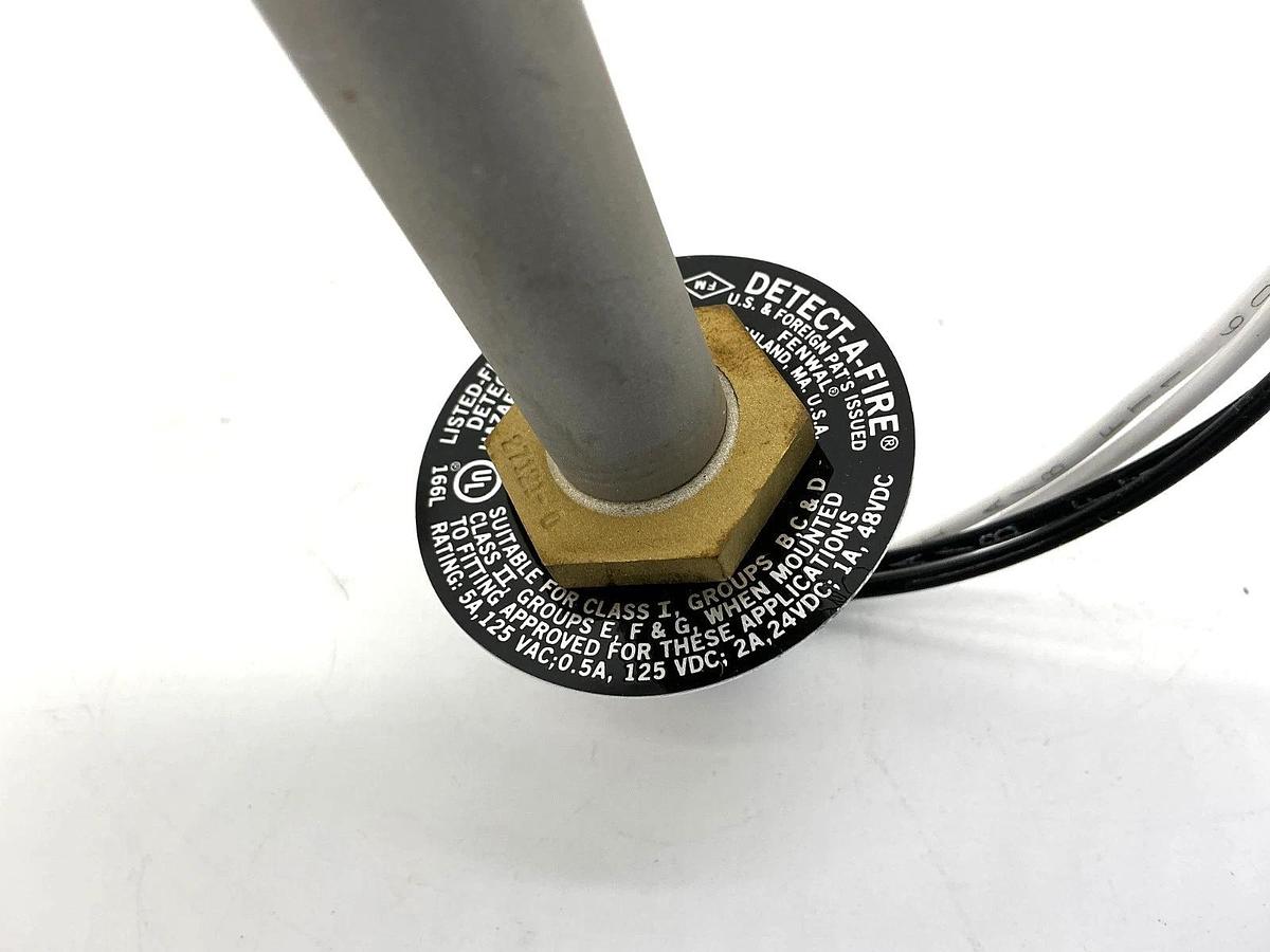 New Fenwal 12-E27121-000-05 Detect-a-Fire Temperature Sensor 225F 5A 125VAC