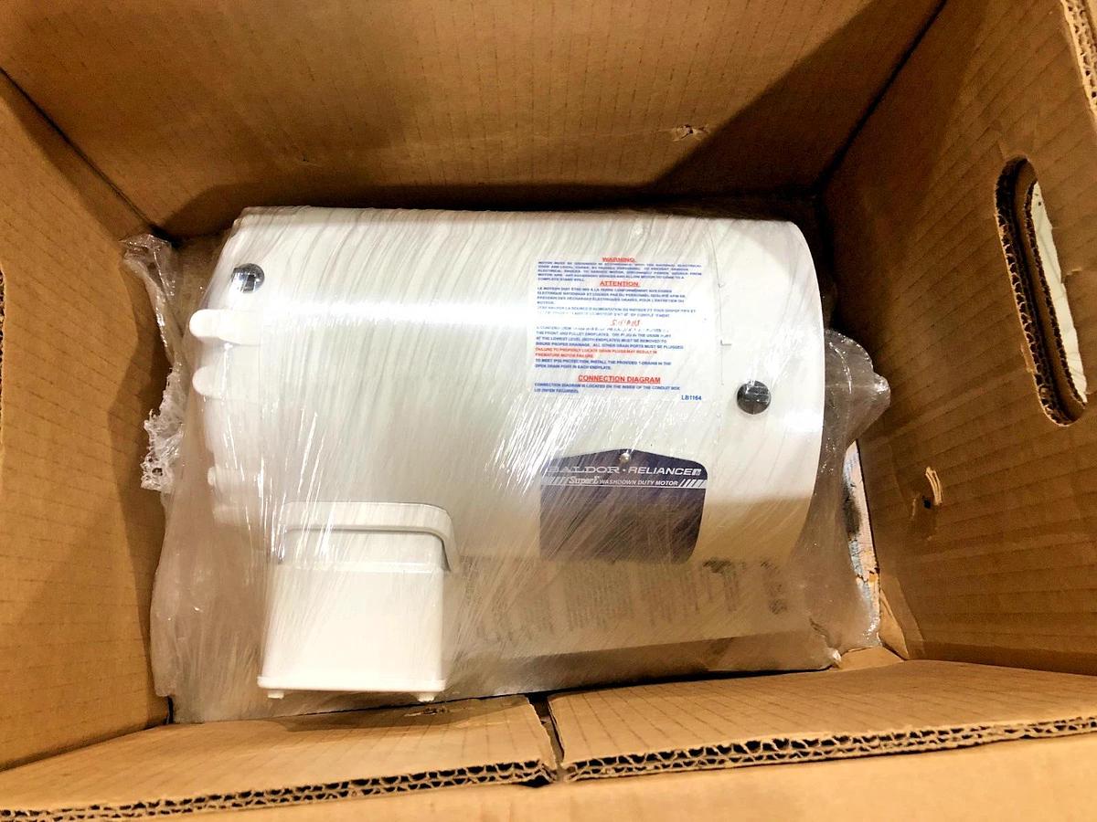 New Baldor CEWDM3546 Washdown Motor 1 HP 230/460V 1745rpm 3PH