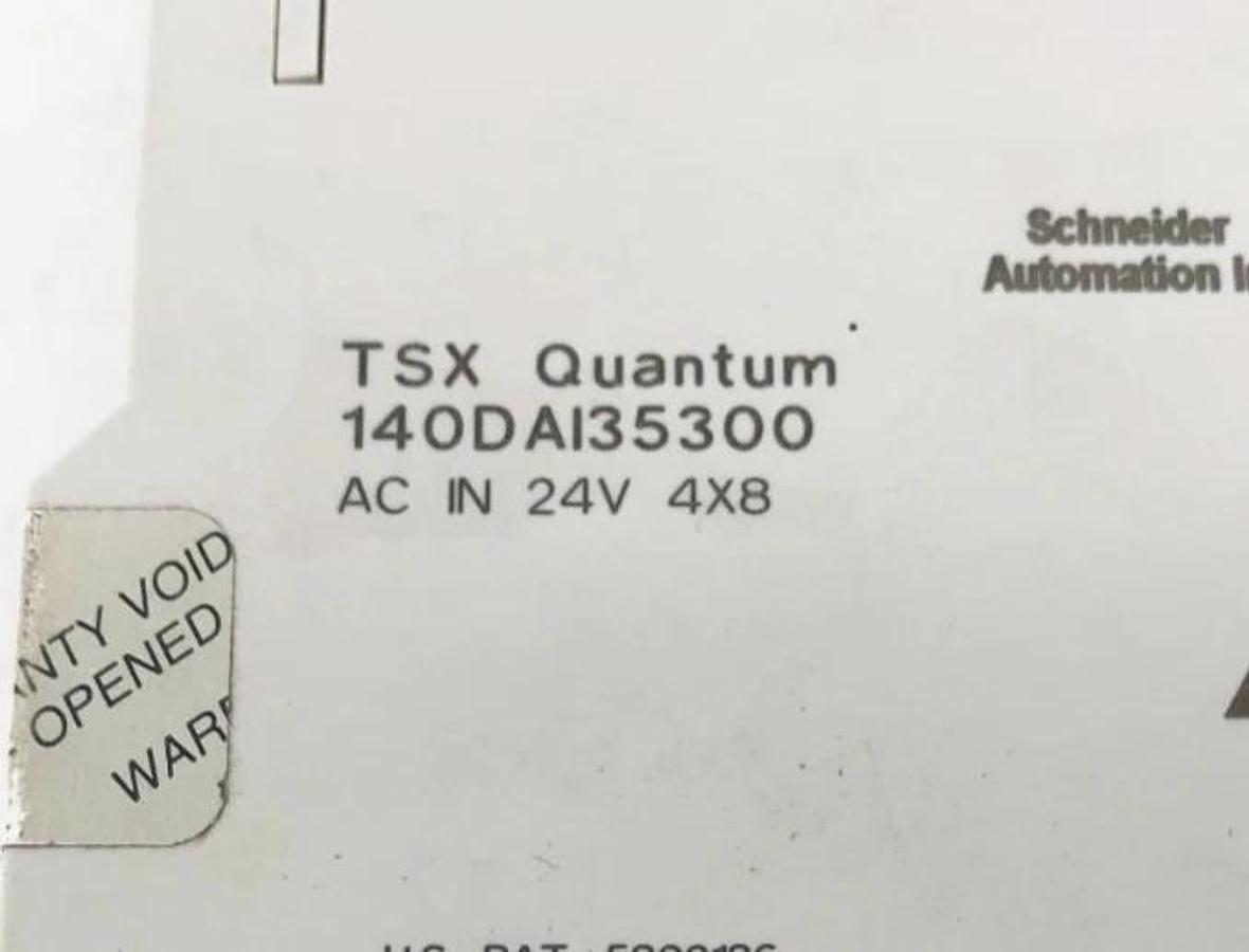 Used Schneider Automation 140DAI35300 TSX Quantum Discrete Input Module AC IN 24V 4X8