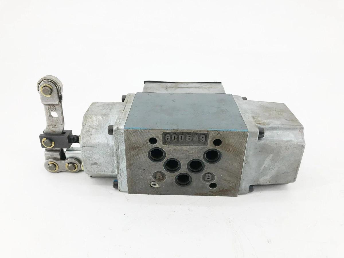 New Rexroth 5-4WMRA-10-D31/YBW Directional Spool Valve 589325/0