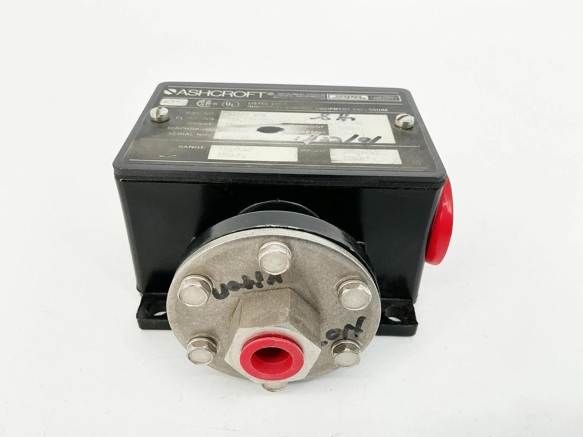 Used Ashcroft B424V XFM Pressure Switch 15PSI Range 15A 480V