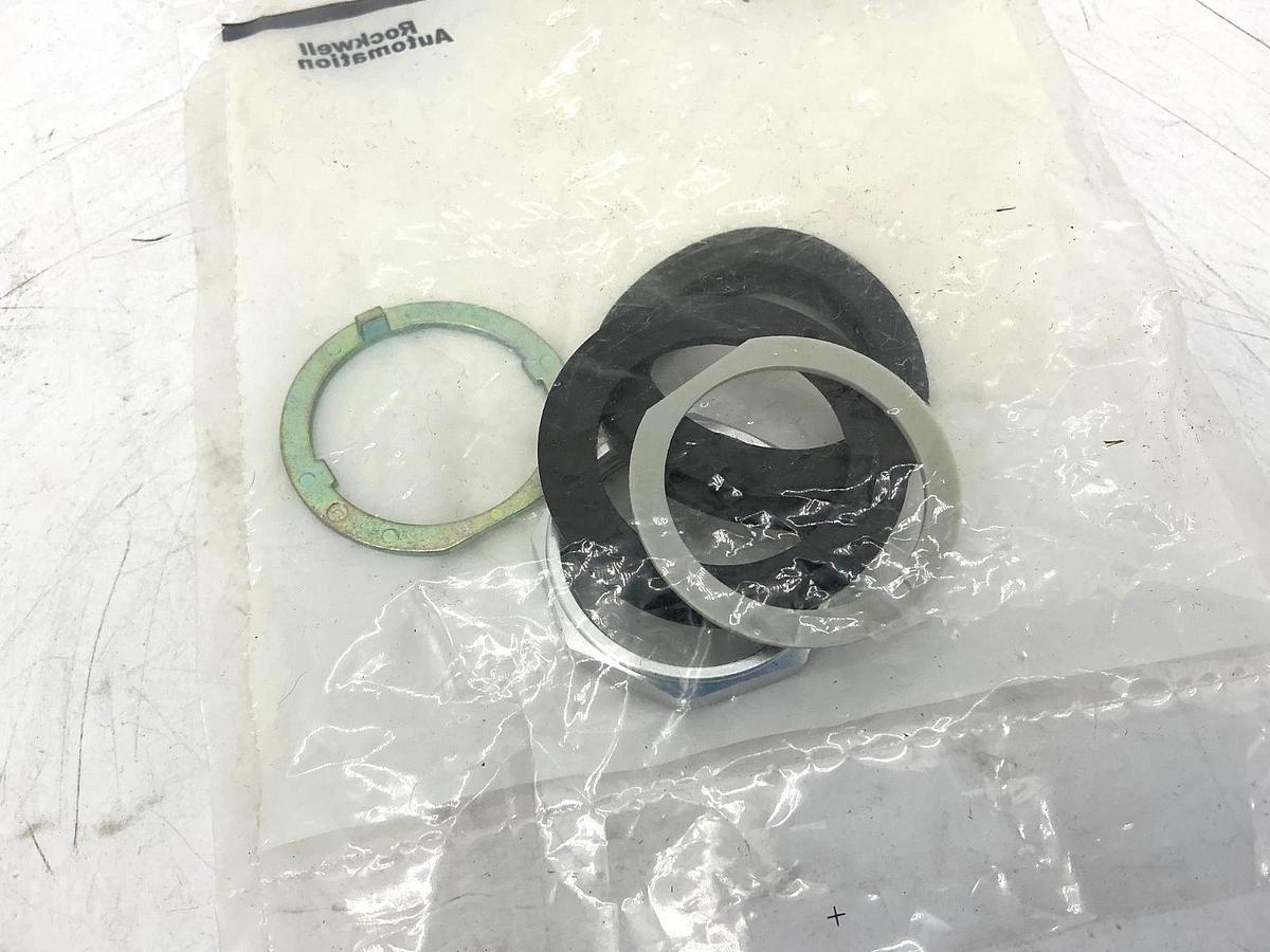New Allen Bradley 800T-QH10G Ser T Pilot Light LED Green Lens 120V - No Box