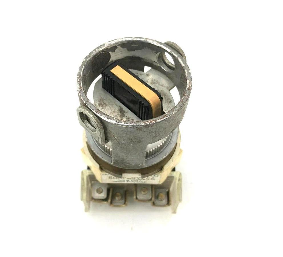 Used Allen Bradley 800T-NX456 Ser. F Padlocking Selector Switch With 800T-XA Contact