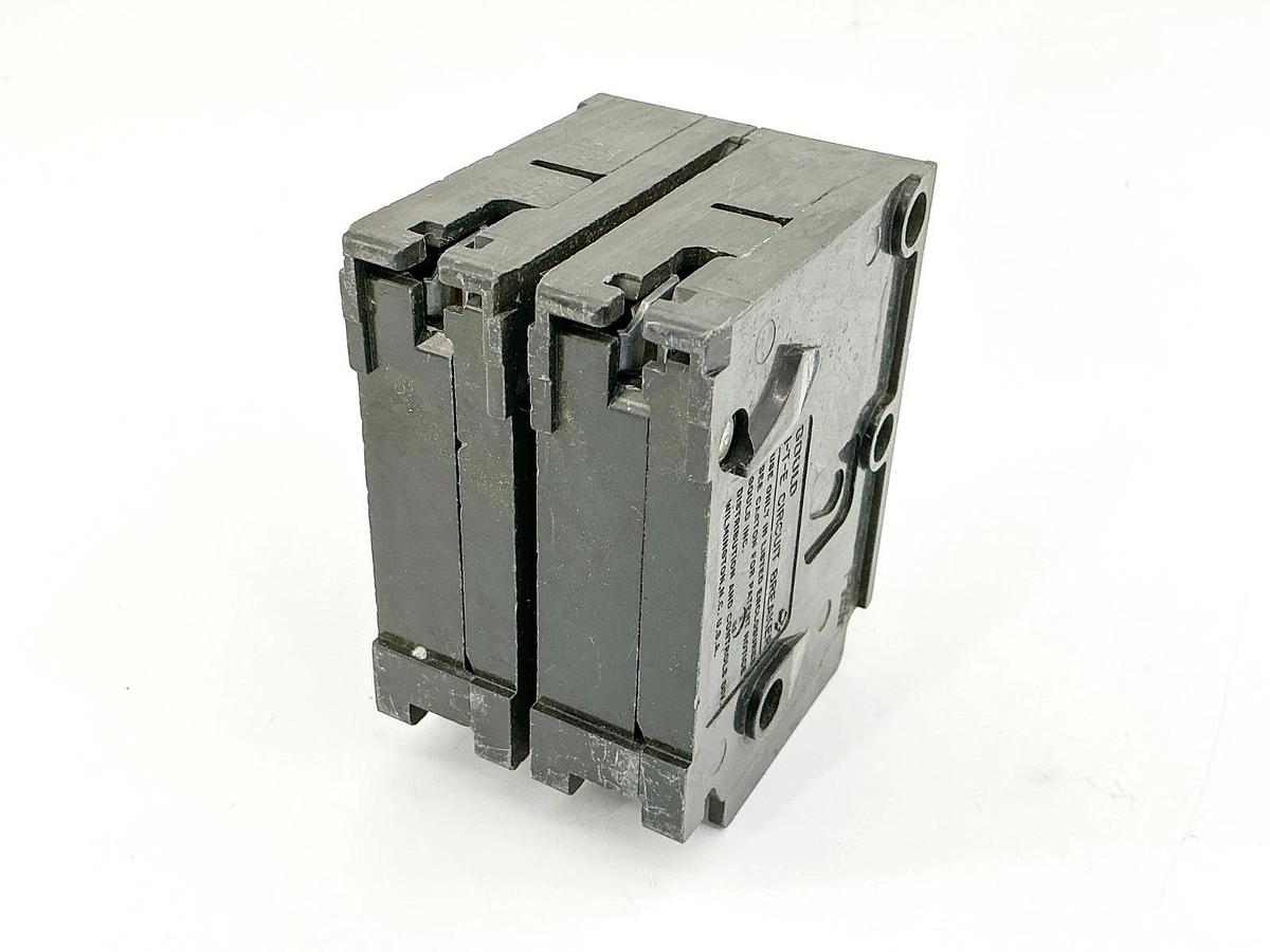 Used Gould ITE QP2125 Circuit Breaker 125A 240V 2P Type QP