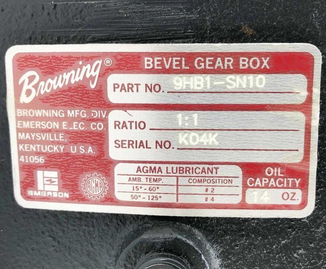 New Browning 9HB1-SN10 Bevel Gear Box Reducer 1:1 Ratio 1" Right Angle Shafts